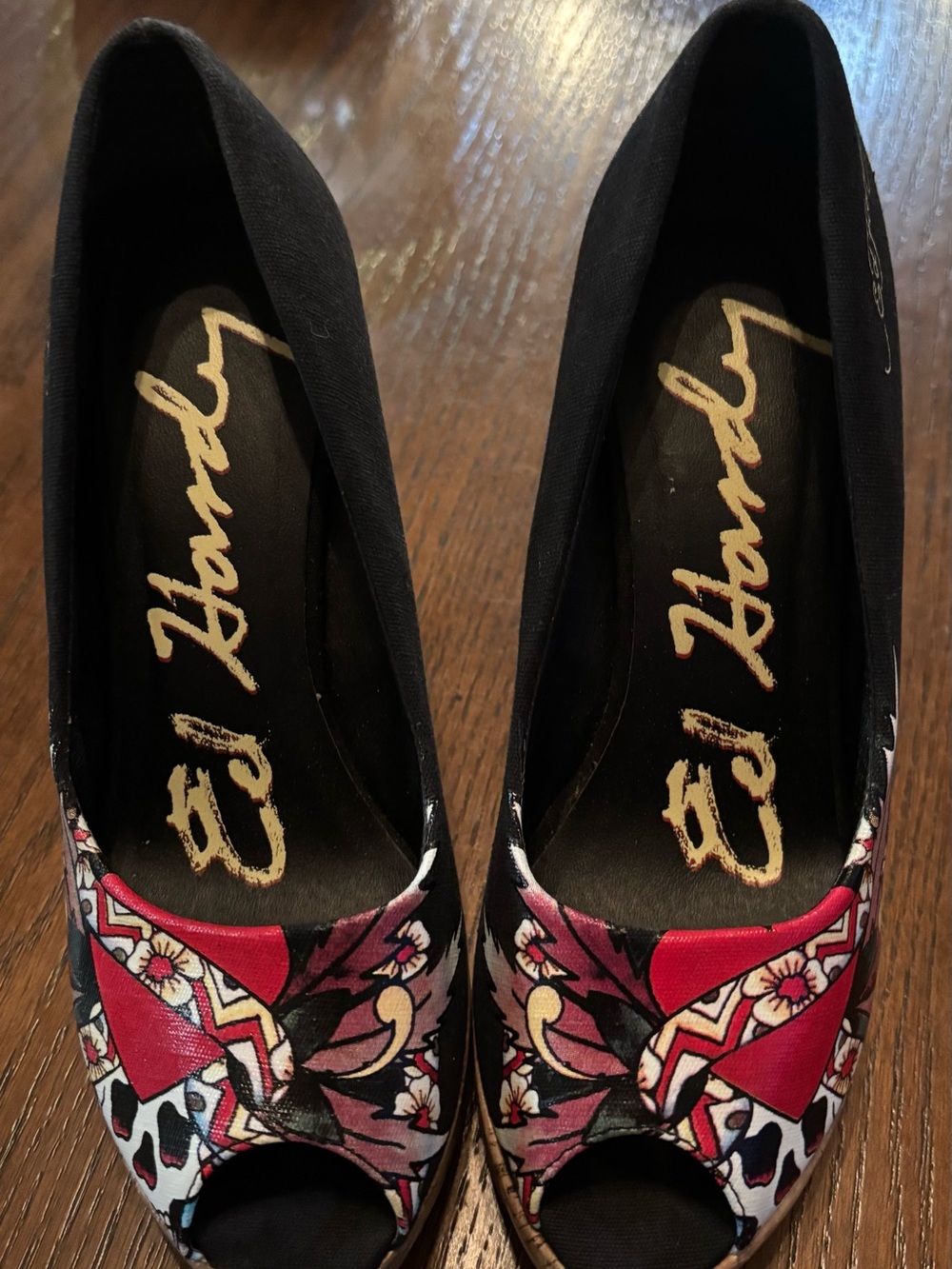 Ed Hardy Cork Wedge Peep Toe Heels Women’s Size 7 Skull Wing Tattoo Y2K Rare - Picture 12 of 13
